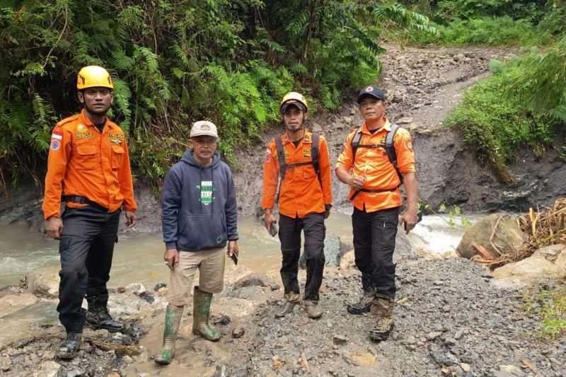 Akses Jalan Penghubung Dua Desa di Sulteng Putus Akibat Longsor, BPBD Bergerak