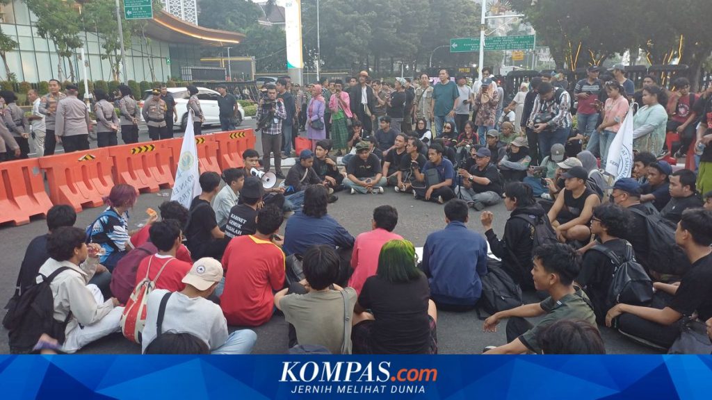 Aliansi MPR Siapkan Aksi Protes Berikutnya Setelah Demonstrasi di Jalan Medan Merdeka Selatan