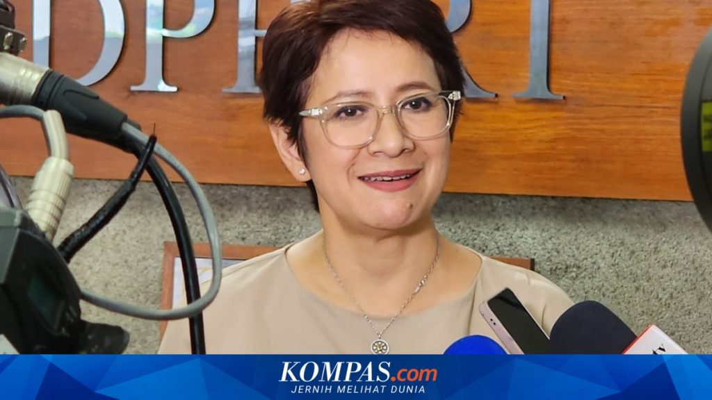 Anggota DPR Peringatkan Operator: Jangan Naikkan Tarif Setelah Putusan MK Soal Kuota Internet