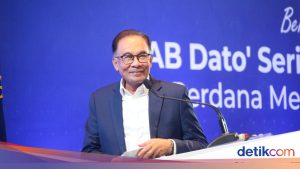 Anwar Ibrahim Ungkap Penyebab Dana Pensiun PNS Malaysia Raib di Startup Indonesia