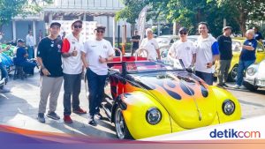 Bamsoet Dorong Komunitas Otomotif Jadi Penggerak Ekonomi Kreatif Lewat Karnaval VW Kodok