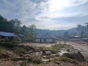 Banjir Bandang Kembali Terjang Tapanuli: Krisis Pemulihan di Tengah Transisi Darurat