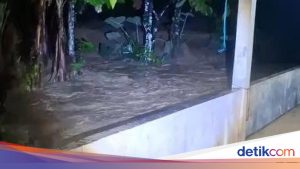 Banjir Bandang Landa Sungai Batang Agam, Hampir 100 Kepala Keluarga Terdampak