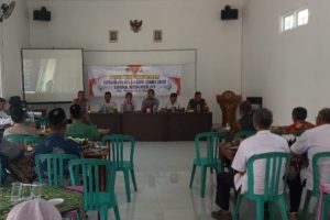 Bhabinkamtibmas Polsek Wungu Ikuti Sosialisasi Hukum Antikorupsi di Desa Sidorejo