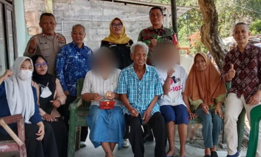 Bhabinkamtibmas Sorosutan Dampingi Penyuntikan Pasien ODGJ untuk Dukung Layanan Kesehatan Jiwa