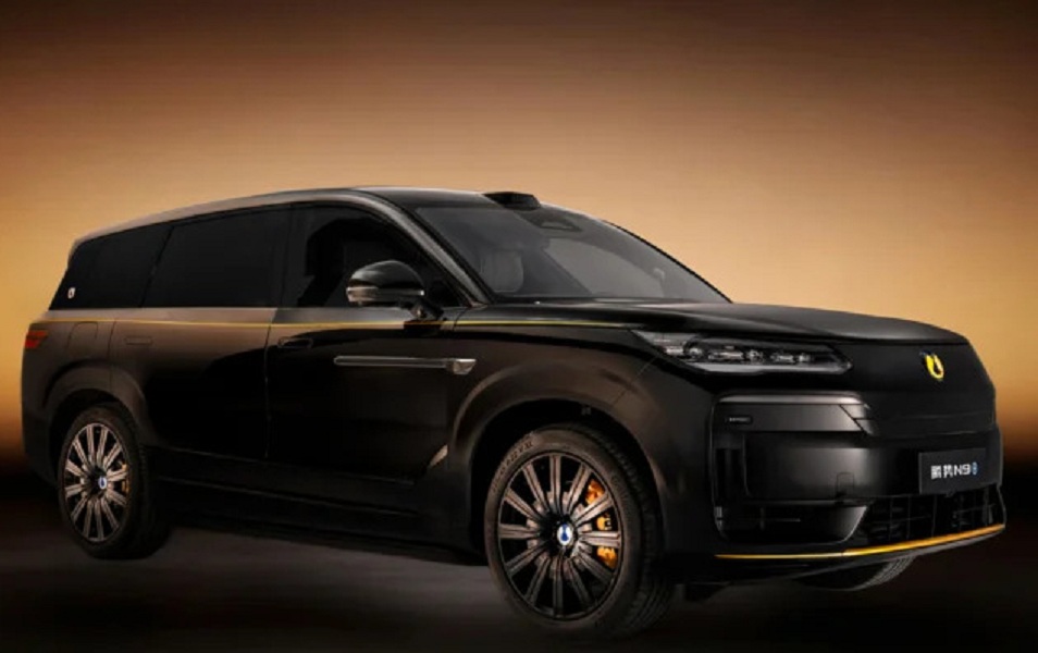 BYD Denza N9 Dark Gold: SUV Full-Size Mewah Bertenaga 'Monster' dengan Aksen Emas Asli