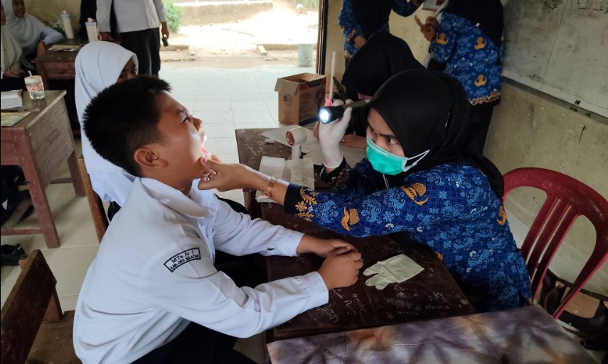 Cek Kesehatan Gratis untuk Ratusan Siswa Baru MTsN 1 OKU Selatan