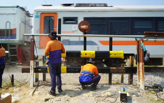 Daop 7 Madiun Tutup Kembali Perlintasan Sebidang untuk Tekan Risiko Kecelakaan