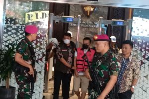 Don Ritto Kenakan Rompi Pink, Resmi Ditahan Kejaksaan Agung