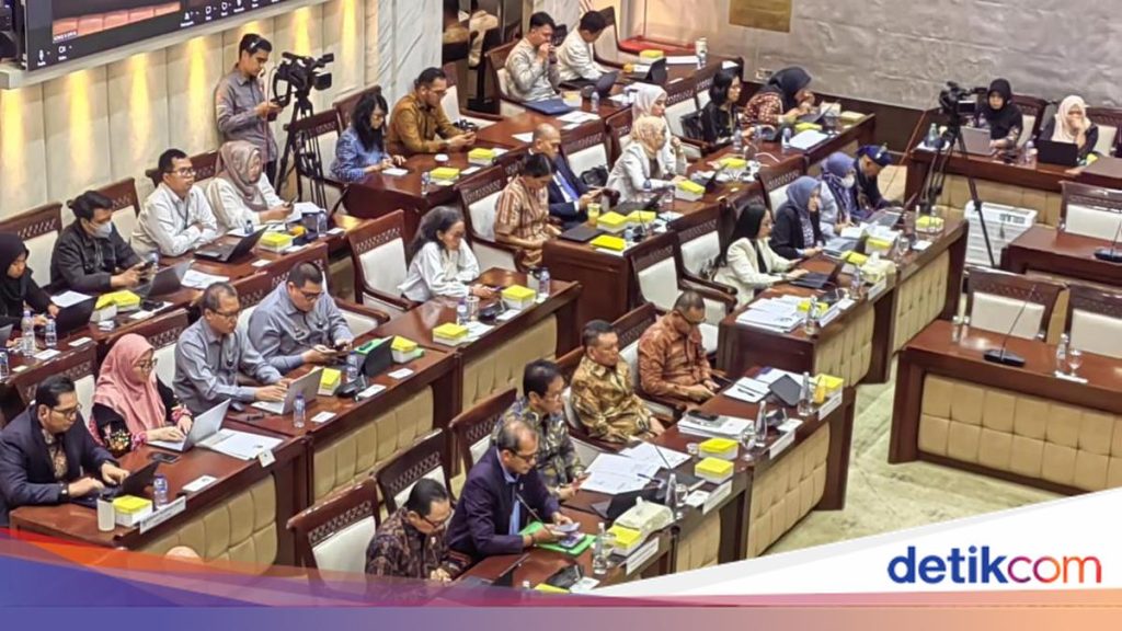 DPR Sahkan RUU PFII Menjadi Undang-Undang dalam Sidang Paripurna Esok Hari