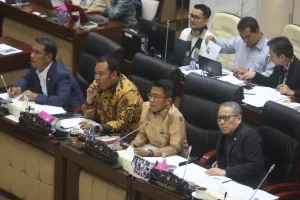 DPR Soroti Kinerja Kredit UMKM dan Stabilitas Sistem Keuangan