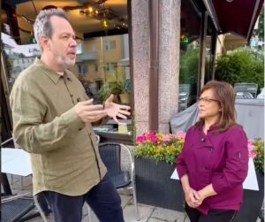 Dubes Daniel Blockert Manjakan Lidah dengan Kuliner Nusantara di Erna’s Bistro