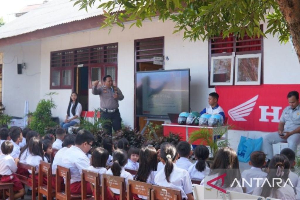 Edukasi Keselamatan Berkendara di Manado: Industri Otomotif dan Siswa Bersinergi