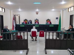 Hakim Beri Pemaafan pada Terdakwa Penipuan Berusia 70 Tahun Setelah Damai dan Ganti Rugi Lunas