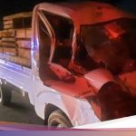 Insiden Microsleep di Tol Jagorawi: Pengemudi Pikap Tabrak Kontainer dan Alami Luka