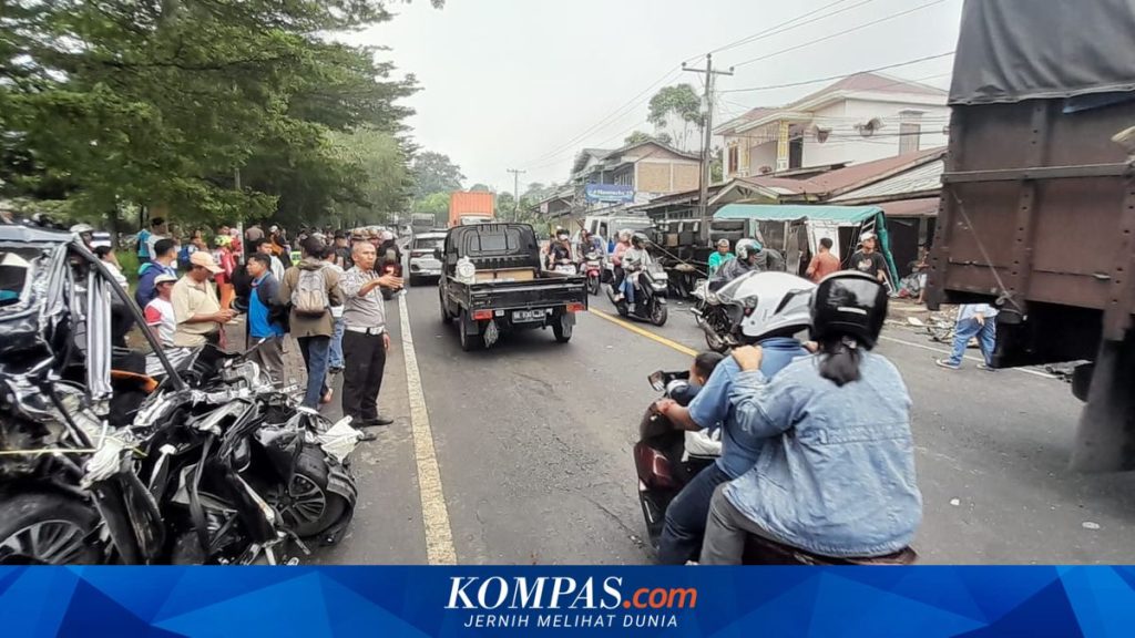Kecelakaan Beruntun di Sibolangit Tewaskan 4 Orang, Truk Bermuatan Galon Diduga Rem Blong