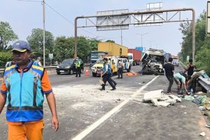 Kecelakaan Beruntun di Tol JORR Akibat Sopir Truk Alami Microsleep, Satu Orang Meninggal dan Dua Luka-luka