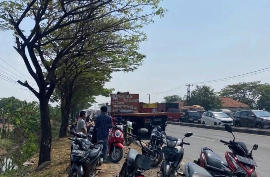 Kecelakaan Maut di Pantura Indramayu, Truk Tabrak Pikap: Satu Tewas