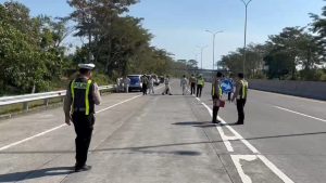 Kecelakaan Maut di Tol Pandaan-Malang: Honda CR-V Tabrak Truk, 5 Tewas Diduga Akibat Microsleep