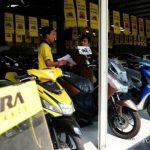 Kenaikan Harga BBM Dorong Peningkatan Minat pada Kendaraan Listrik, Prediksi Adira Finance