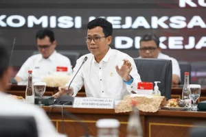 Komisi Kejaksaan Bentuk Tim Khusus Awasi Kasus Mantan Jampidsus Febrie Adriansyah