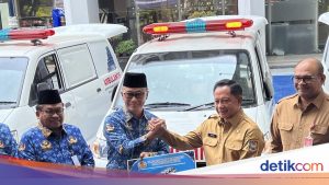 Korpri Beri Dukungan Lima Ambulans untuk Wilayah Bencana di Sumatera kepada Kemendagri