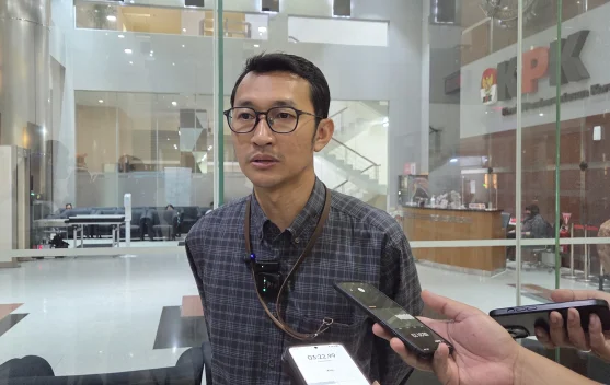 KPK Panggil Direktur PT Clipan Finance dan Istri Kedua Bupati Kuansing untuk Diperiksa