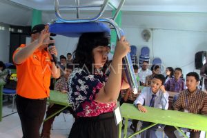 Latihan Evakuasi Gempa Bumi Digelar di Sekolah Luar Biasa Autis