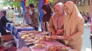 Lontong Tuyuhan dan UMKM Lokal Meriahkan Peringatan Harkopnas ke-79 di Rembang