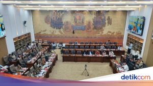 Menkop Ungkap Capaian Kinerja 2025 di Hadapan DPR: Program KDMP hingga Opini WTP