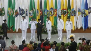 Menteri Keuangan Bayangan: Kepala Daerah Usulkan Kenaikan Gaji
