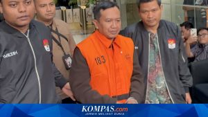 Moch Mahrus Serahkan Rp1,5 Miliar dan Emas 1 Kg ke Anggota DPR Terkait Dana Hibah Pokmas