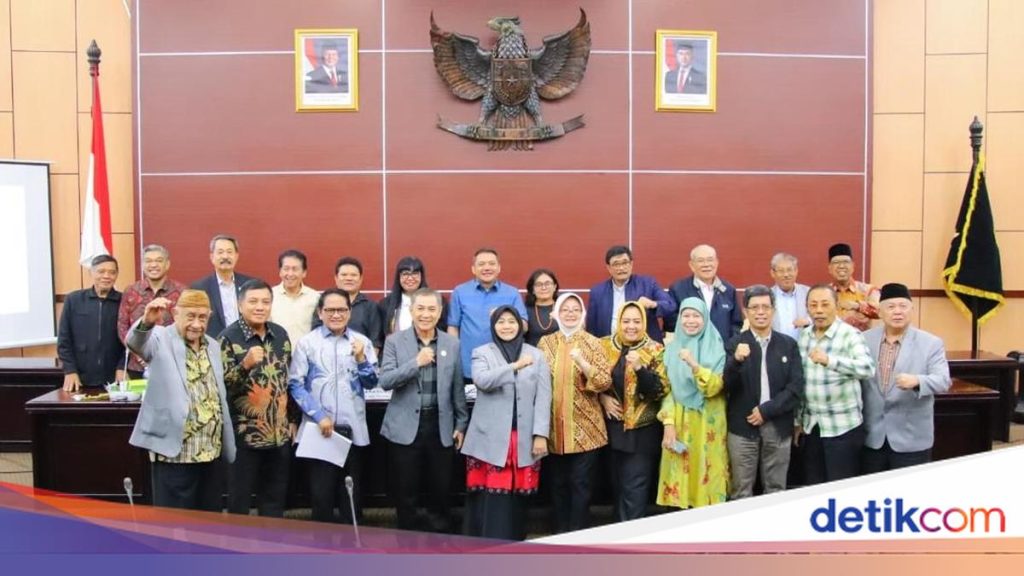 MPR Bahas Reforma Agraria dan Hak Masyarakat Adat dalam Sidang Komisi Kajian Ketatanegaraan