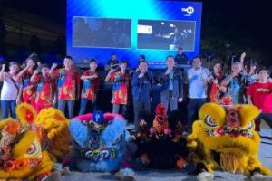 Nobar di Rusun Pasar Rumput, Ara Janjikan Pembangunan Sarana Olahraga