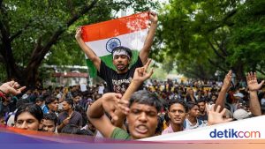 Partai Kecoak Pimpin Aksi Protes Gen Z India: Suara Kritis terhadap Pendidikan dan Pemerintahan