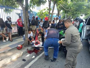 Pemotor Magelang Tewas di Simpang Diponegoro Surabaya Akibat Terobos Lampu Merah