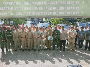 Pengamanan Pemasangan Tanda Objek Pajak Daerah di Penjaringan Berlangsung Aman dan Kondusif