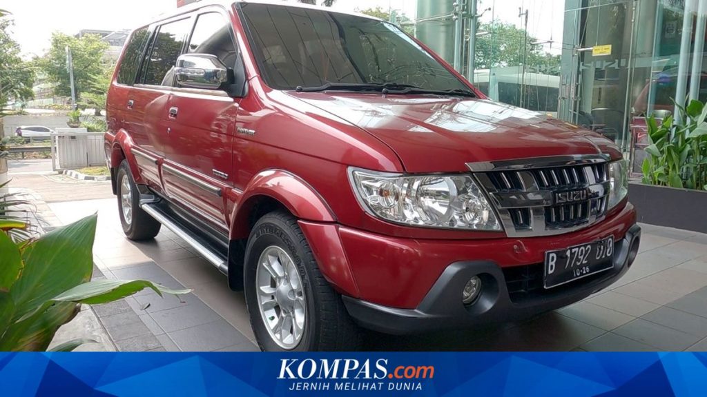 Perbedaan Isuzu Panther Touring dan Grand Touring