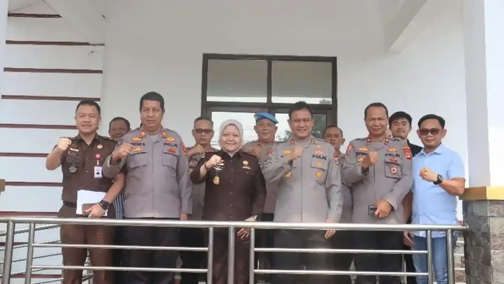 Perkuat Sinergi TNI dan Kejaksaan, Kapolres Lampung Selatan Bahas Isu Strategis