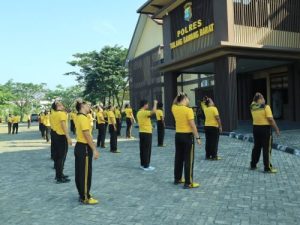 Personel Polres Tulang Bawang Barat Gelar Apel Pagi dan Olahraga Bersama