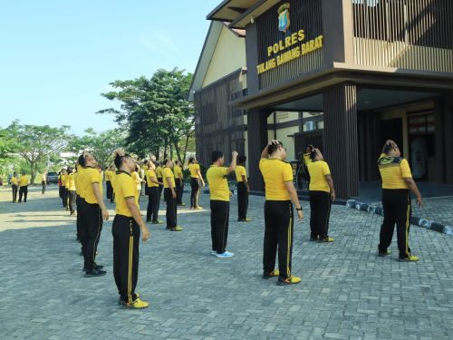Personel Polres Tulang Bawang Barat Gelar Apel Pagi dan Olahraga Bersama
