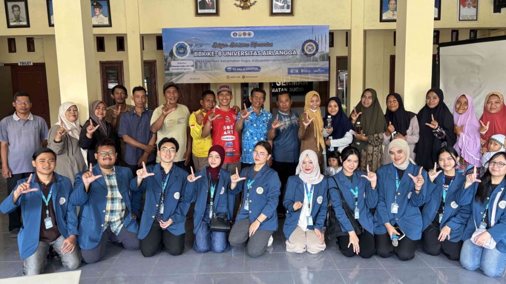 Peternak di Desa German, Lamongan, Terima Vitamin Gratis dan Edukasi Cegah Penyakit dari Hewan ke Manusia