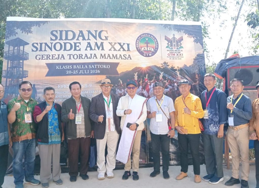 Pimpinan Banggar MPR Hadiri SMSA XXI Gereja Toraja Mamasa, Sampaikan Pesan Penting