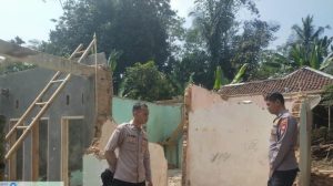 Polres Garut Tangkap Pelaku Penipuan Berkedok Kontraktor, Tipu Belasan Wanita dan Robohkan Rumah