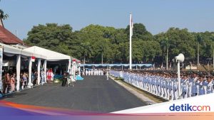 Prabowo Hadiri Pelantikan 1.204 Pamong Praja Muda IPDN, Tekankan Anti-Korupsi