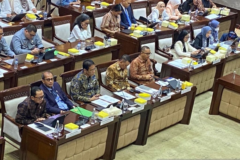 Pusat Keuangan Indonesia Akan Fokus pada Sektor Keuangan dan Riil: Purbaya