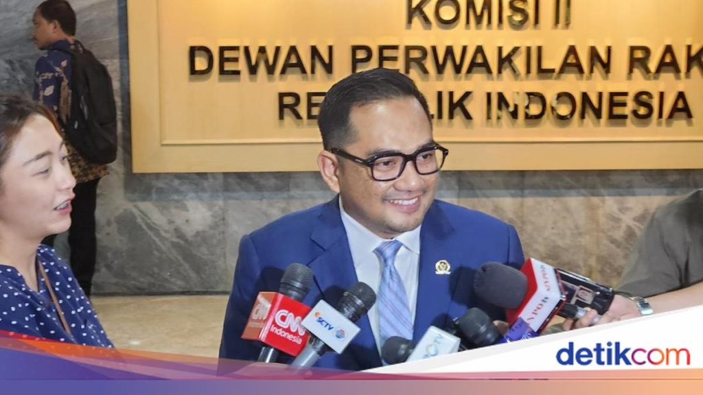 Rapat Komisi II DPR dengan Mendagri: Bahas TKD dan Nasib PPPK