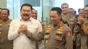 Senyum Prabowo Saat Kapolri dan Jaksa Agung Akrab Bersama