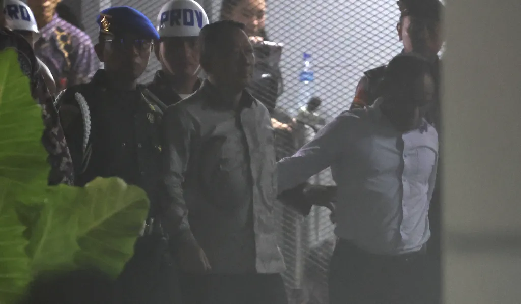 Sesampainya di Rutan KPK, Eks Jampidsus Febrie Adriansyah: 'Tidak Pakai Rompi, Ya'