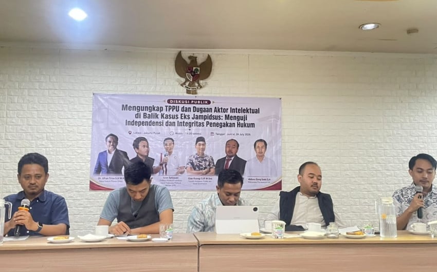 Sorotan Terhadap Dugaan Keterlibatan Mantan Jampidsus dalam Berbagai Perkara Korupsi